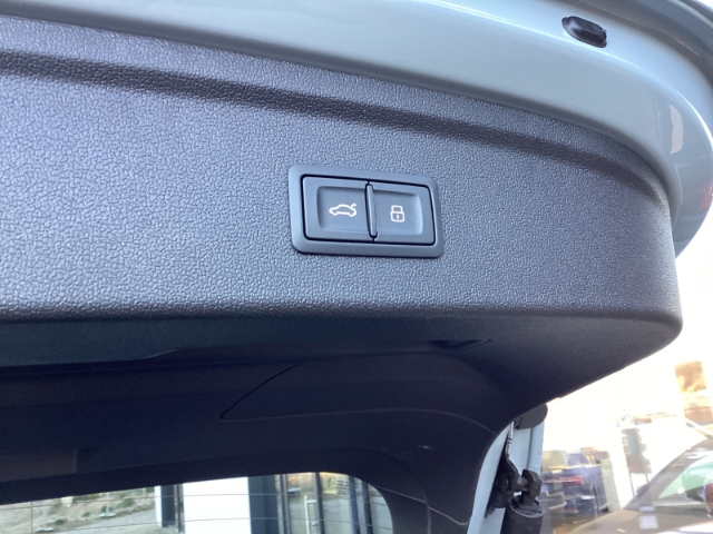 Audi - A3 Sportback 35TFSI advanced ACC LED Navi AHK Rückfahrkam._16