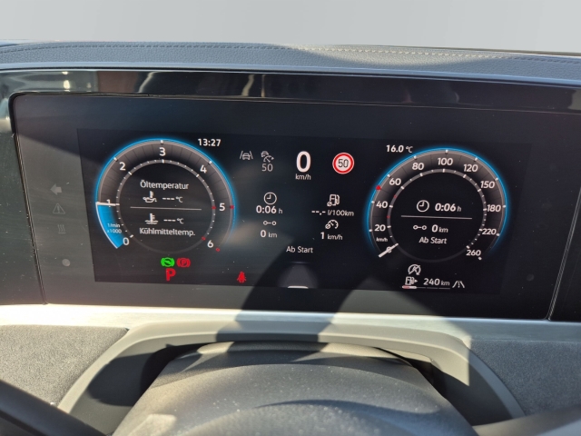 VW - Passat Variant R-Line Black Style 2.0 TDi DSG AHK IQDrive_16