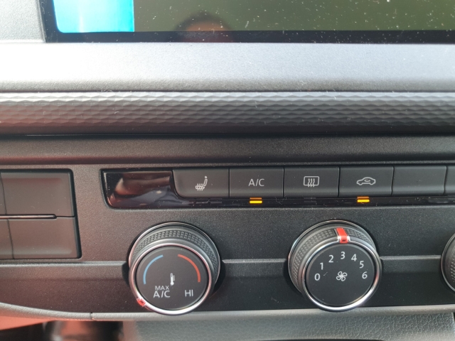 VW - T6.1 Kombi 9-Sitzer AHK Navi Tempomat Allwetter SHZ_19