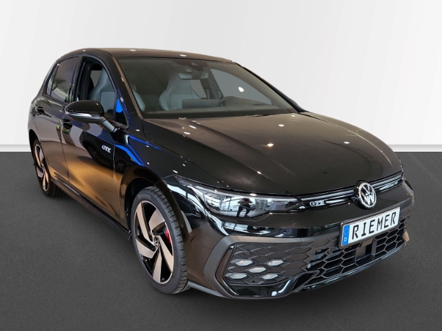 VW - Golf GTE  Hybrid 130 kW  DSG Sofort Verfügbar Leder, AHK, Panoramadach_8