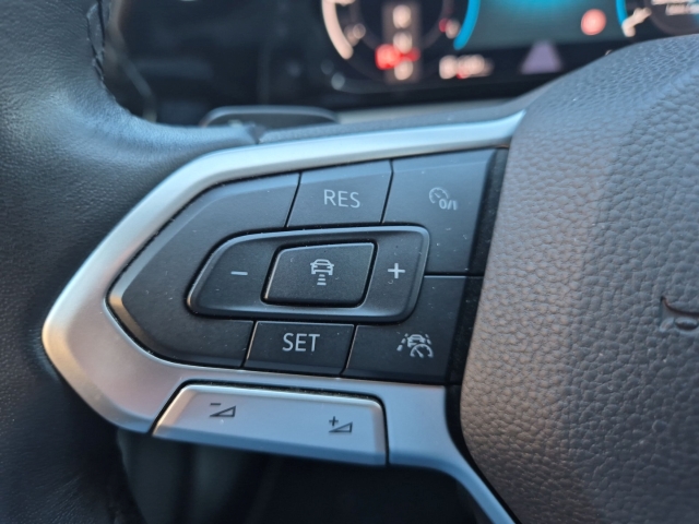 VW - Golf Variant Life 2.0 TDi DSG AHK Navi SHZ AppConnect_21