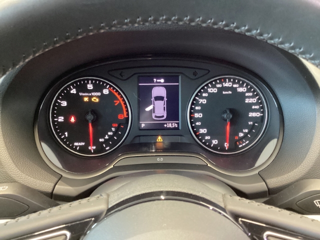 Audi - Q2 sport 35TFSI S tronic Navi*LED*SHZ*El. Heckklappe*PDC*Sportsitze_14