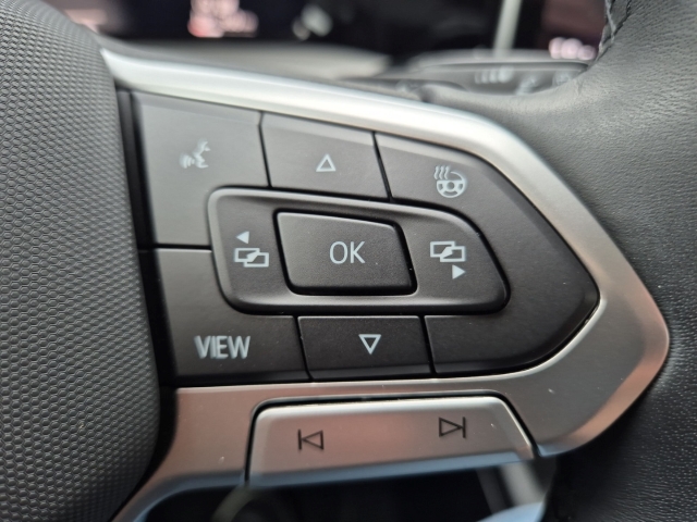 VW - Golf VIII 1.5 eTSI DSG Life HUD Allwetter Cam Navi SHZ_21