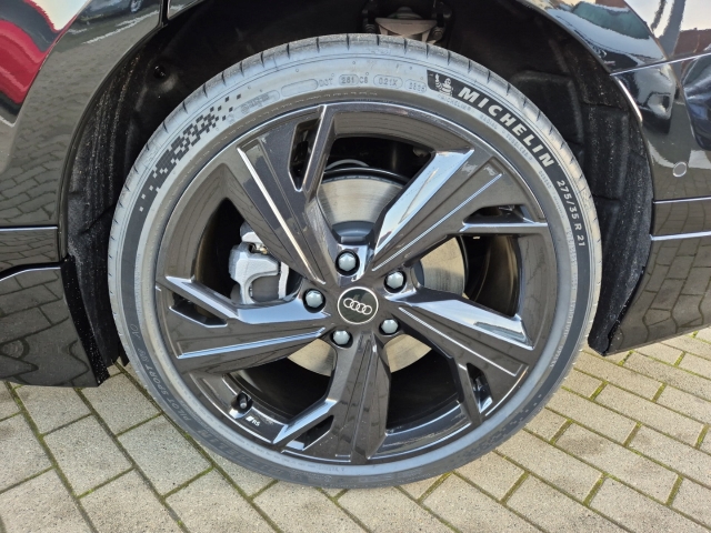 Audi - A6 Avant performance 270 kW ACC 360 Kamera LenkradHZG AHK_16