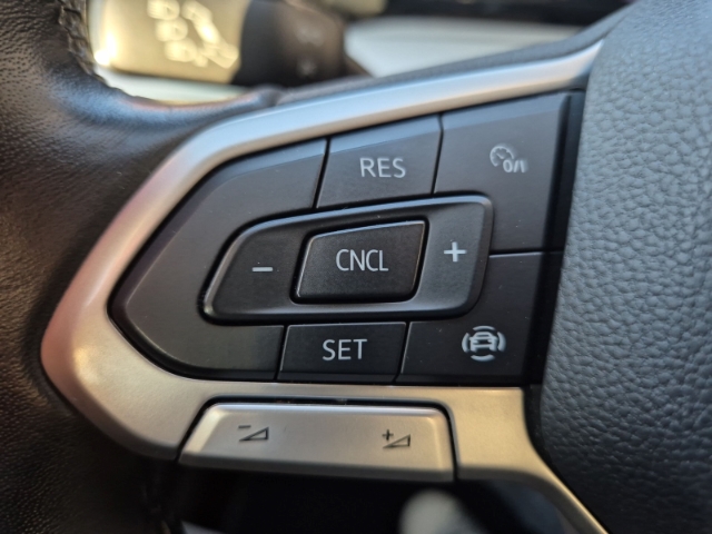 VW - Golf Variant VIII 2,0 TDi PDC Tempomat heizb. Lenkrad_20