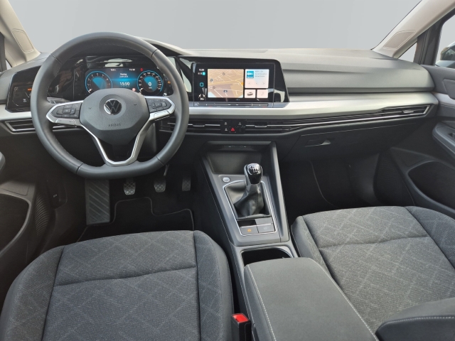 VW - Golf VIII 1,0 TSi Life ACC Navi AppConnect SHZ FrontAssist_13