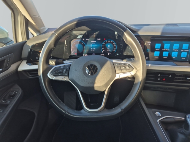 VW - Golf Variant VIII 2,0 TDi PDC Tempomat heizb. Lenkrad_14
