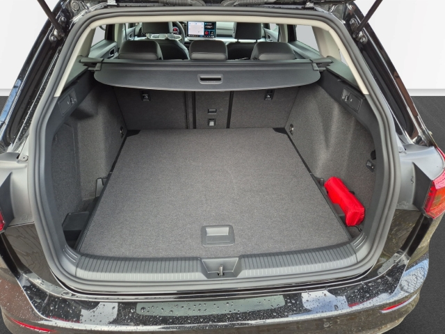 VW - Golf Variant Goal 1.5 eTSI DSG AHK LED+ Cam Allwetter_11