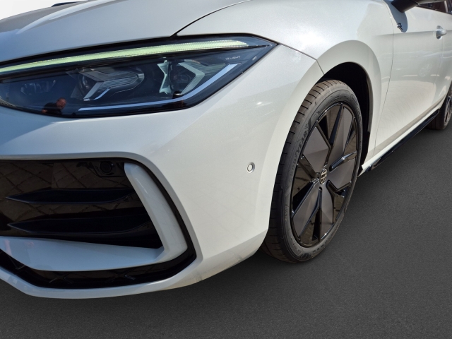 VW - Passat Variant R-Line Black Style 2.0 TDi DSG AHK IQDrive_4