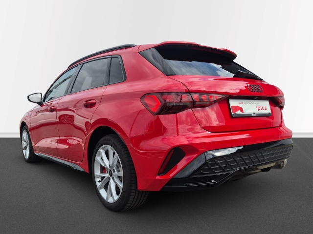 Audi - A3 Sportback S line 45TFSI e*Interieur S*Sonos*Matrix*ACC*_2