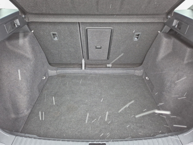 Seat - Ateca Style 1.5 TSI DSG Cam Pano Allwetter SHZ Navi_11