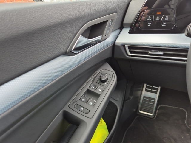 VW - Golf Variant Goal 1.5 eTSI DSG AHK LED+ Cam Allwetter_19