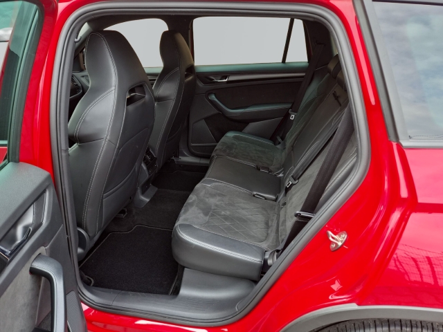 Skoda - Kodiaq Sportline 1.5 TSI DSG AHK Cam Kessy el.Klappe_10