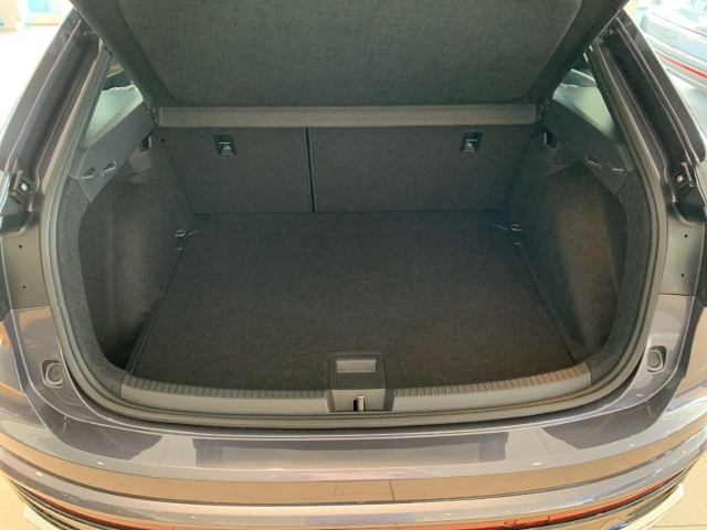 VW - Taigo R-Line TSI 85 kW (116 PS) 6-Gang NAVI SHZ BT_9