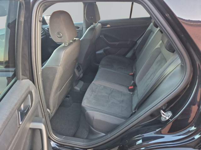 VW - T-Roc R-Line 1,5 TSi DSG AHK Massage Cam Navi_12