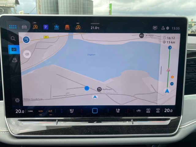 VW - Passat Variant Elegance 2.0TDI 110kW 7-Gang-DSG HUD AD StandHZG AHK-klappbar El. Panodach_15