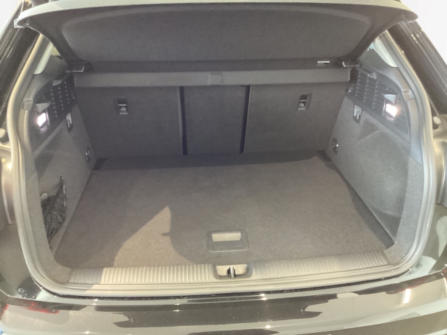 Audi - Q2 sport 35TFSI S tronic Navi*LED*SHZ*El. Heckklappe*PDC*Sportsitze_9