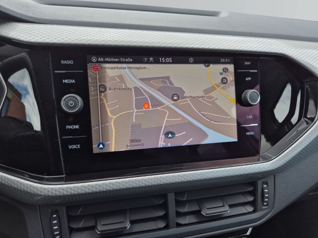 VW - T-Cross TSI Move ** WENIG KILOMETER ** Navi ACC AppConnect PDC_17