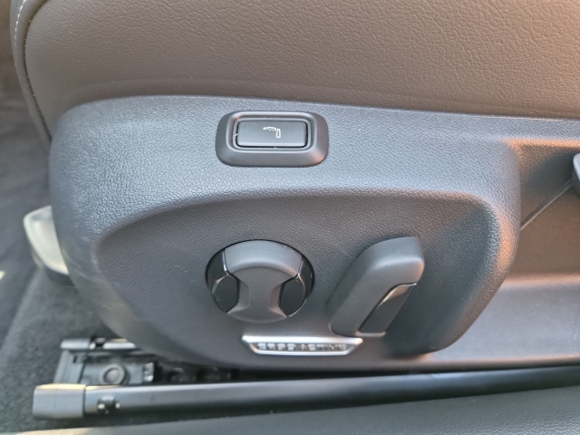 VW - Passat Variant Business 1.5 eTSI DSG AHK IQDrive 360°_19