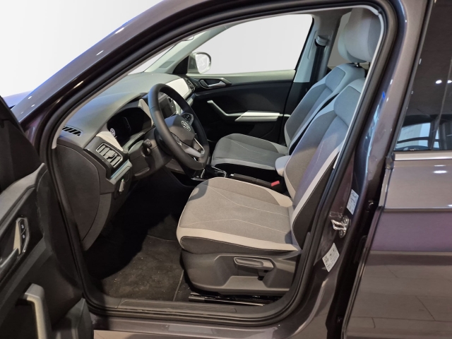 VW - T-Cross Style 115 PS 7-Gang-DSG AHK Navi digitales Cockpit_3