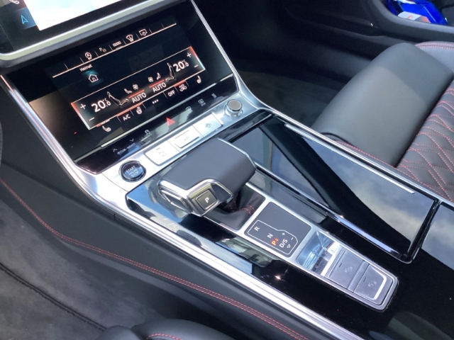 Audi - A6 Avant S line 50 TDI quattro B&O AHK HUD Leder 21''_17