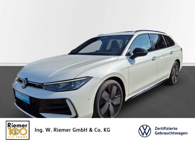 VW - Passat Variant R-Line Black Style 2.0 TDi DSG AHK IQDrive_1