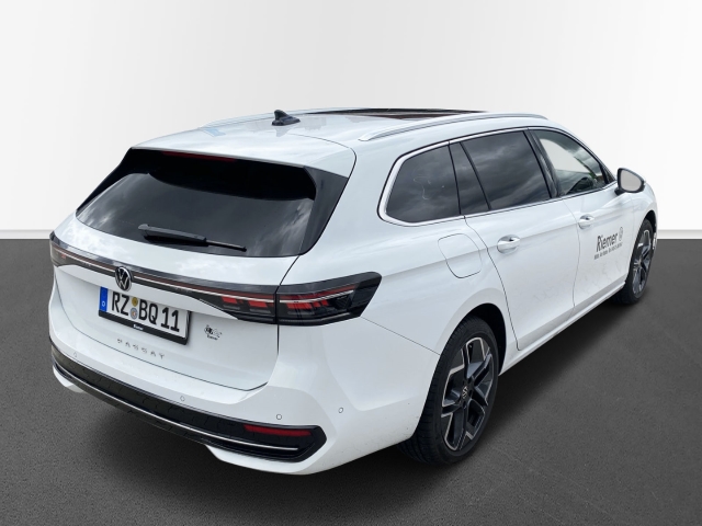 VW - Passat Variant Elegance 2.0TDI 110kW 7-Gang-DSG HUD AD StandHZG AHK-klappbar El. Panodach_6