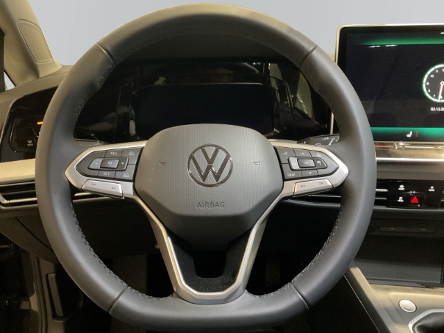 VW - Golf Life TSI 85 kW 6-Gang NAV SITZHZG ACC R'KAM_12