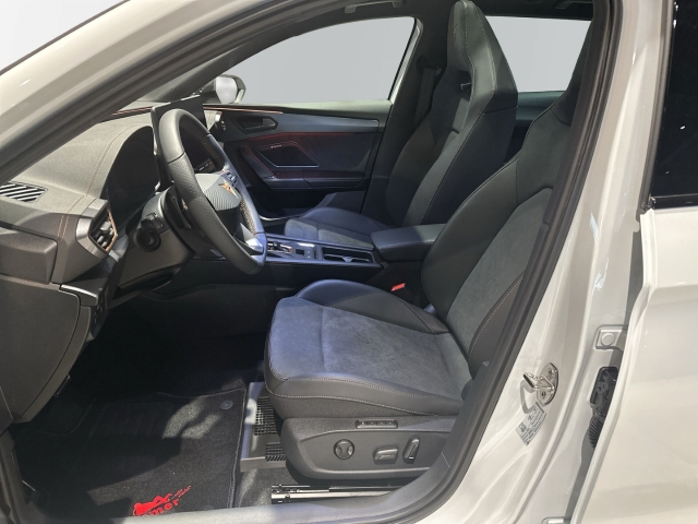 Cupra - Leon Sportstourer 2.0 TSI 150 kW (204 PS) 4Drive  Matrix-LED, Pano_3