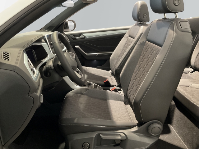 VW - T-Roc Cabriolet Goal DSG sofort sonnige 39.600,- Euro Sportpaket Winterreifen_3