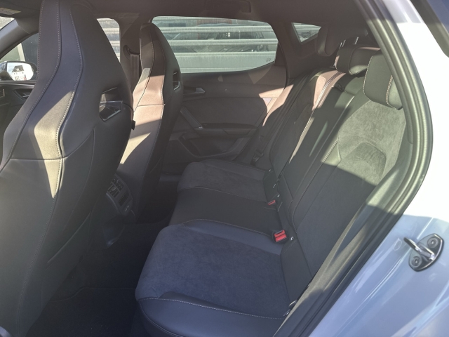 Cupra - Leon VZe-Hybrid Sennheiser ACC SHZ Navi Leder_9