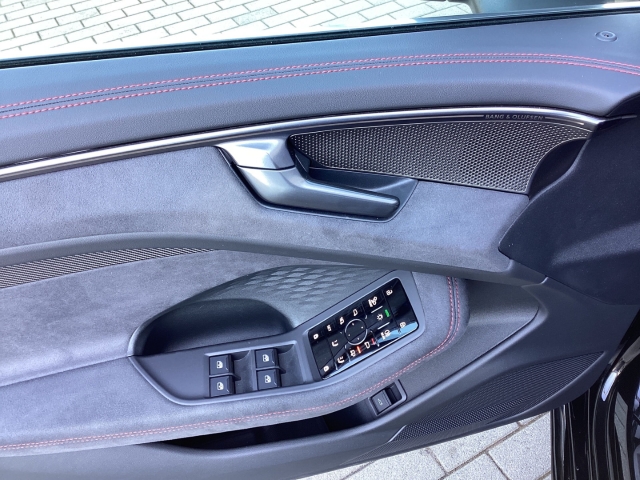 Audi - A6 Avant TFSI quattro S tronic S-Line B&O Panorama_20