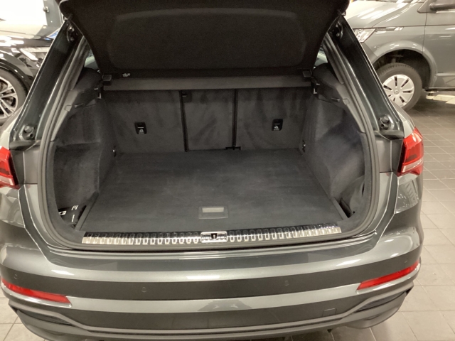 Audi - Q3 S line 35TDI quattro S tronic Navi LED El. Heckklappe Leder_9