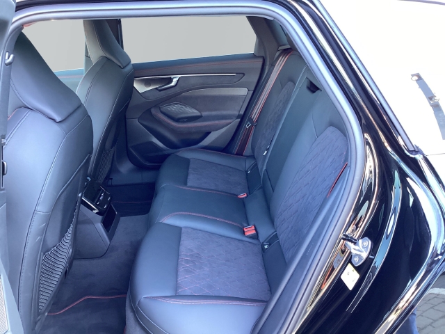 Audi - A6 Avant TFSI quattro S tronic S-Line B&O Panorama_10