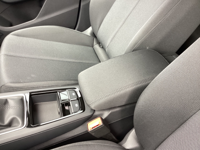 Audi - Q2 1.0 S line 30 TFSI 85(116) kW(PS) style Paket_18