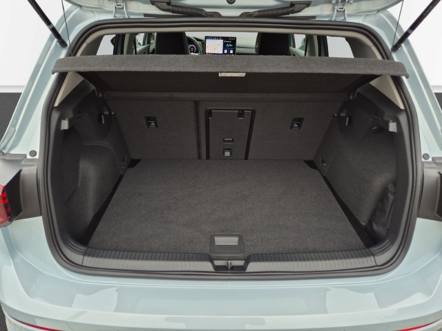 VW - Golf VIII 1.5 eTSI DSG Life HUD Allwetter Cam Navi SHZ_11