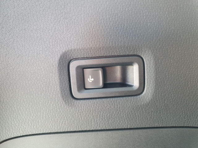 VW - ID. Buzz Pro 150 kW (204 PS) 77 kWh BLIS ACC 19Zoll_19