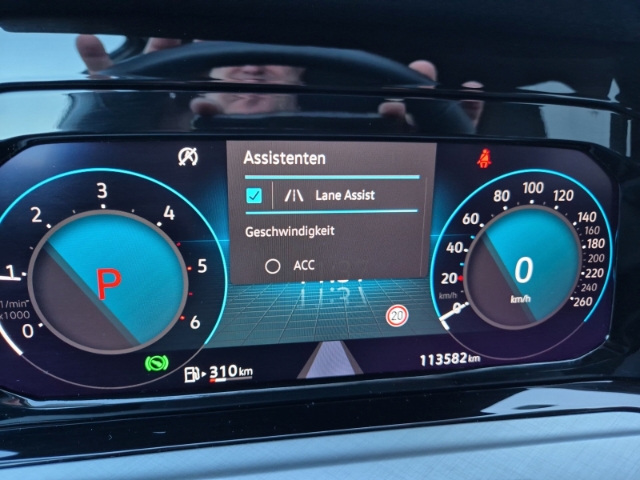 VW - Golf Variant 2,0 TDI DSG Life Navi ACC Lane&Sideassist_22