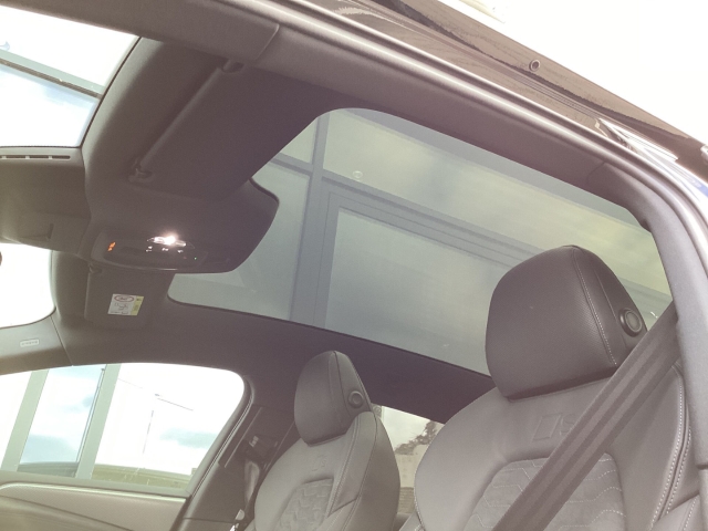 Audi - A6 e-tron Avant performance S-Line B&O TechPlus TopView HUD_16