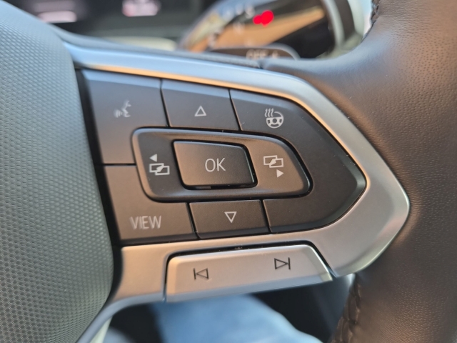 VW - Passat Variant Business 1.5 eTSI DSG AHK IQDrive 360°_20