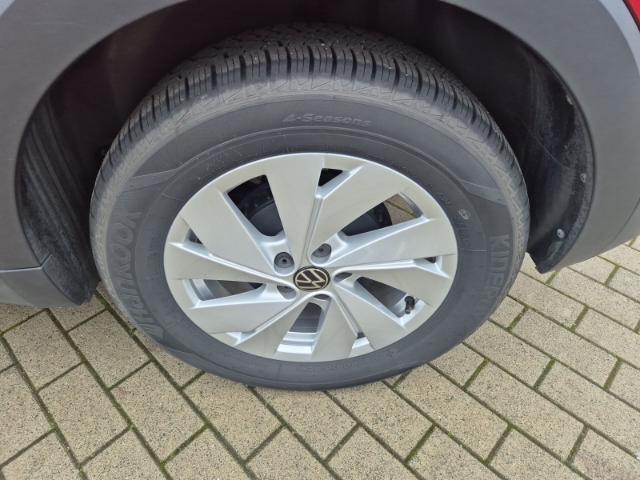 VW - T-Cross 1.0 TSI Life ACC Cam SHZ VW-Garantie bis 29_18