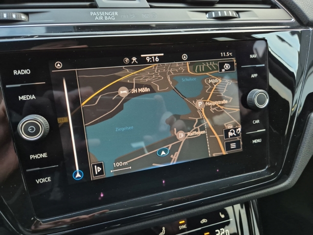 VW - Touran 1.5 TSI Highline 7-Sitzer Stdhzg LED ACC_17